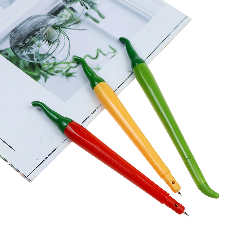 Wholesale Creative Neutral Pen Novelty Chili Pepper Shape Gel Ink Pen Plastic Ge