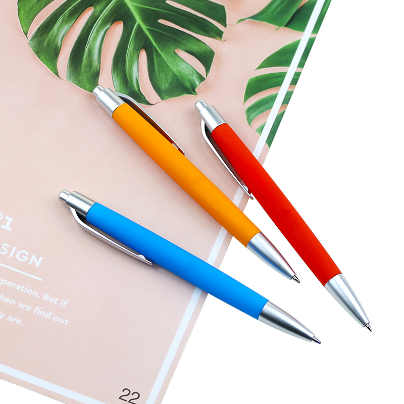 Promotional Multi Color Advertising Ballpoint Pen Rubber Coated Plastic Click Ba